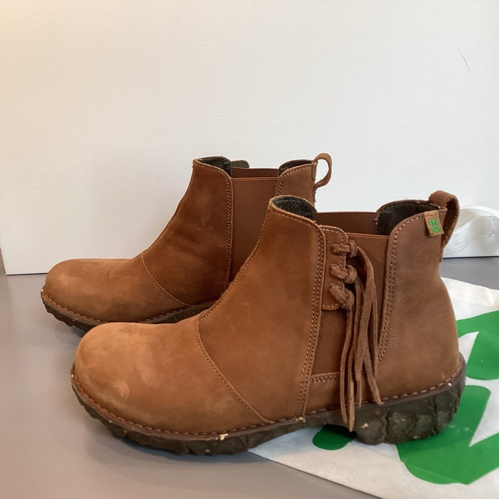 El Naturalista Yggdrasil NF97 Ankle Boots in Wood EU41